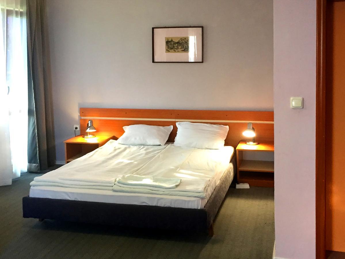 Villa Elfi Golden Sands Ngoại thất bức ảnh
