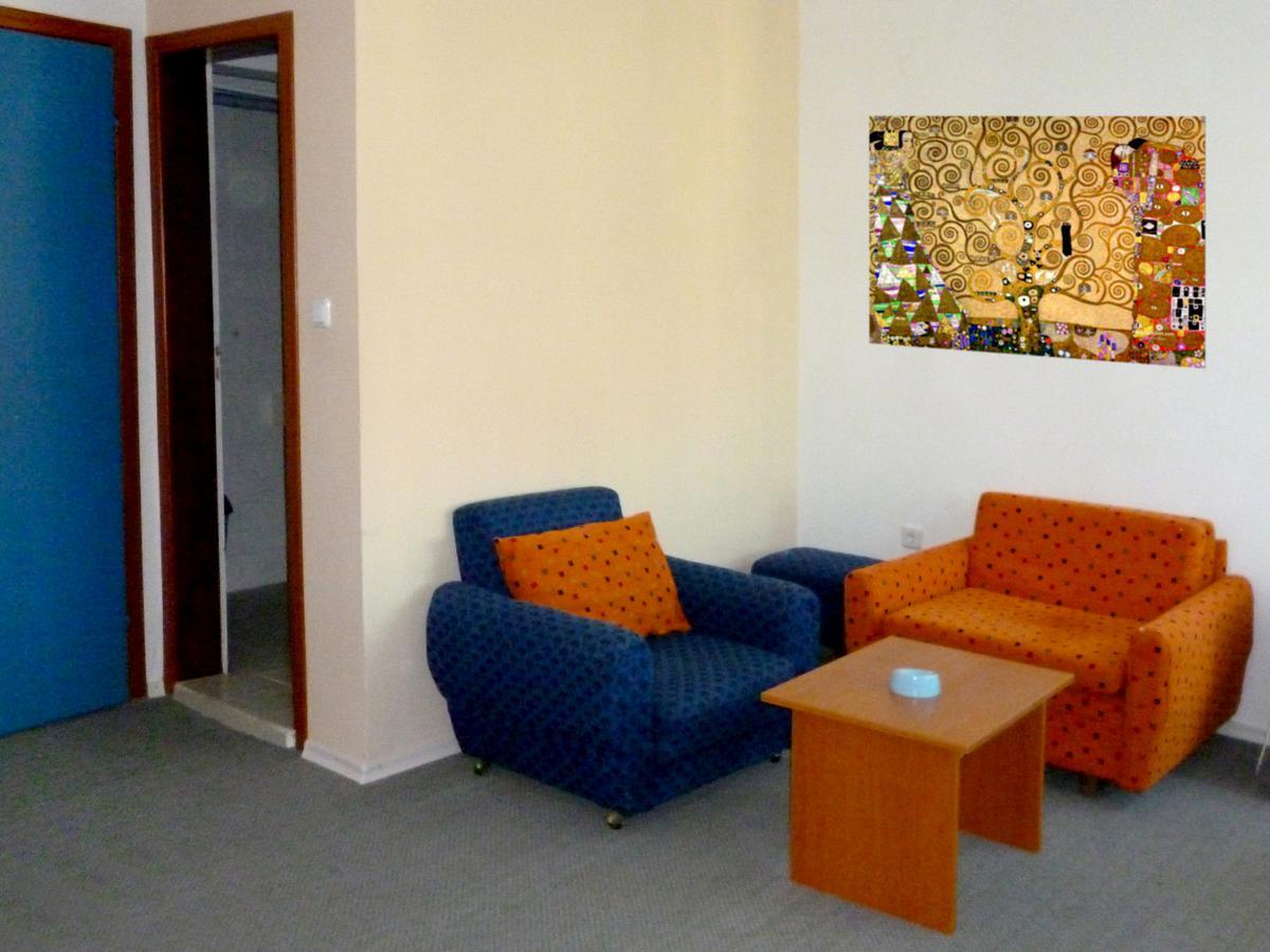 Villa Elfi Golden Sands Ngoại thất bức ảnh